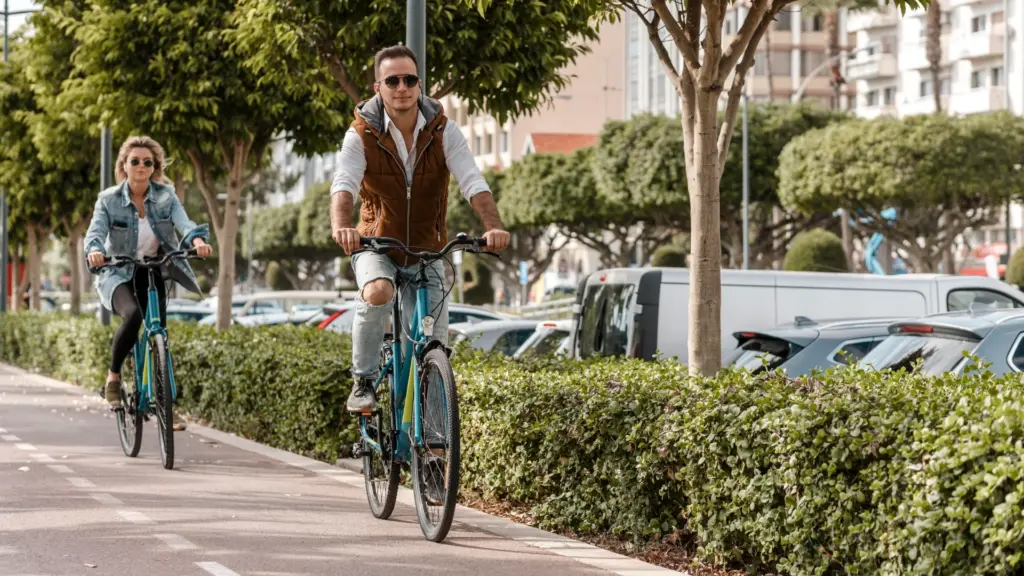 5 e-bike routes to make you fall in love with Malaga